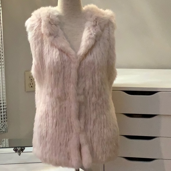 Yves Salomon fur vest blush pink NWOT - Picture 3 of 7